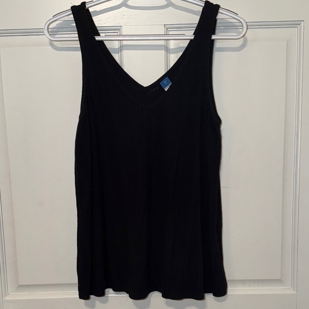 Old Navy Black V-Neck Ribbed Tank Top